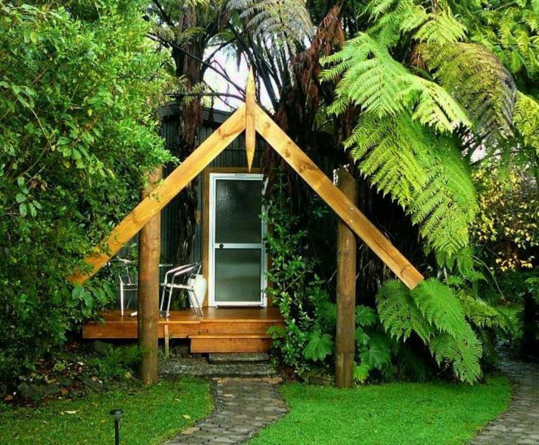 Mount Tutu Eco-Sanctuary Bed and Breakfast Ohauiti Esterno foto